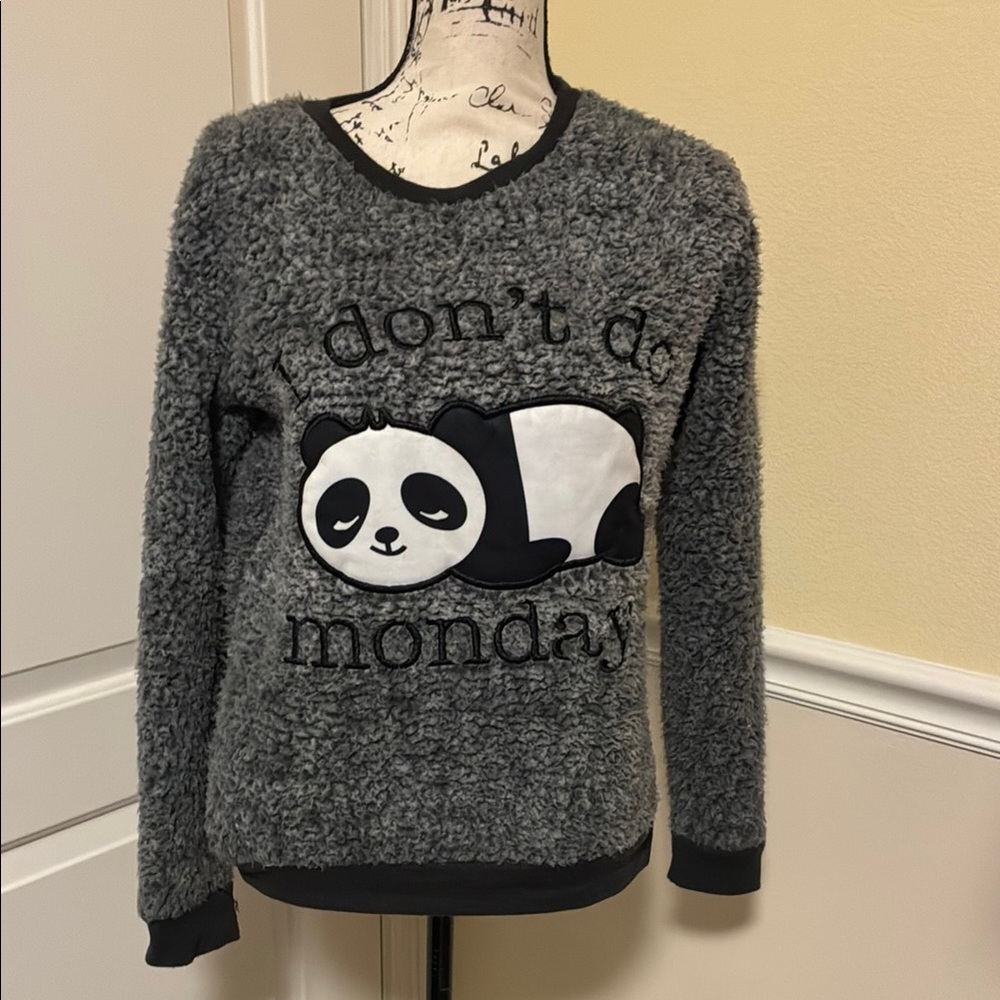 Weekending I don’t do Mondays Gray Panda Sweater